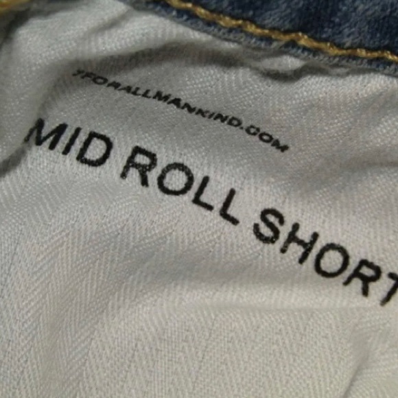 #15 7 For All Mankind Women's US 28 Mid Roll Denim Shorts Light Blue NWT 🔥 - Picture 7 of 7